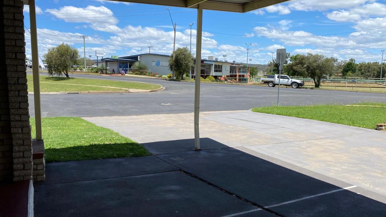 Sapphire City Motor Inn Inverell Kültér fotó