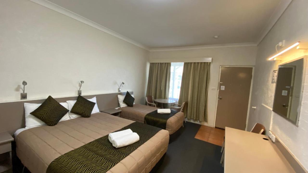 Sapphire City Motor Inn Inverell Kültér fotó