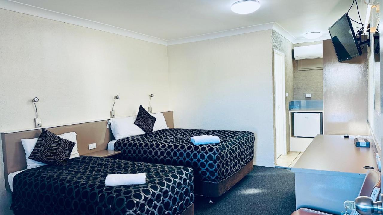 Sapphire City Motor Inn Inverell Kültér fotó