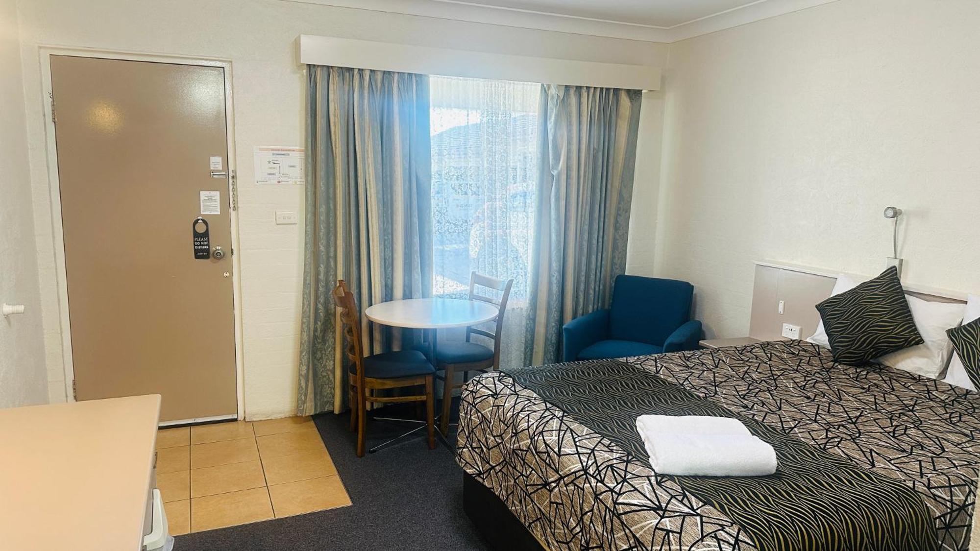 Sapphire City Motor Inn Inverell Kültér fotó