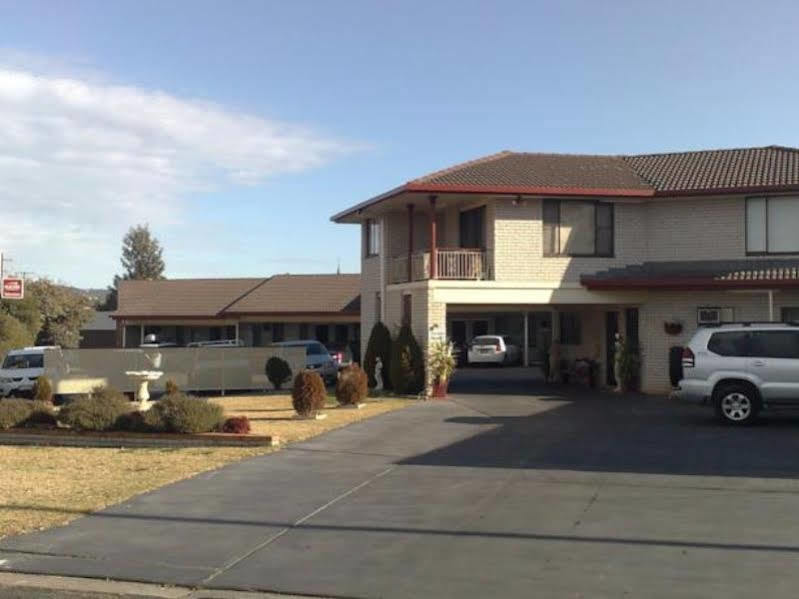Sapphire City Motor Inn Inverell Kültér fotó